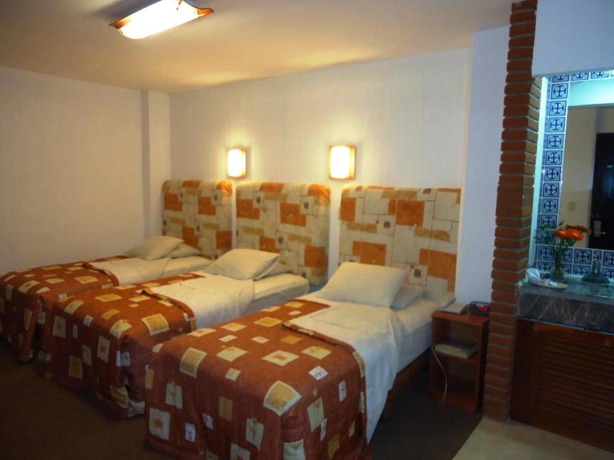Hotel Villa De Cortez Xicotepec de Juarez Kültér fotó